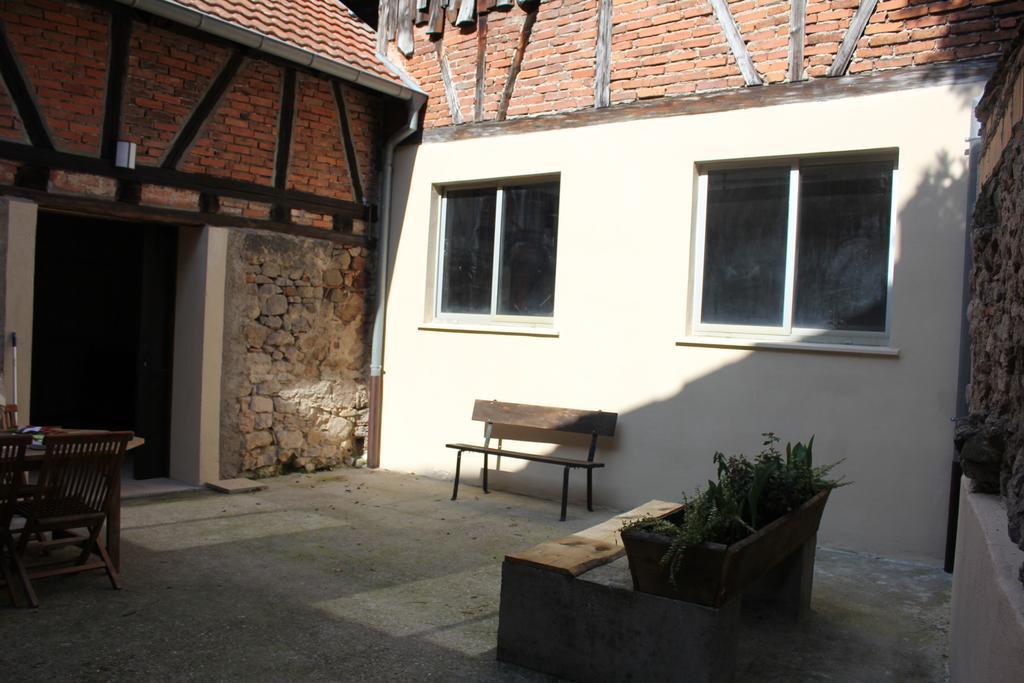 Gite De L'Ours Grognon Dambach-la-Ville Exterior photo